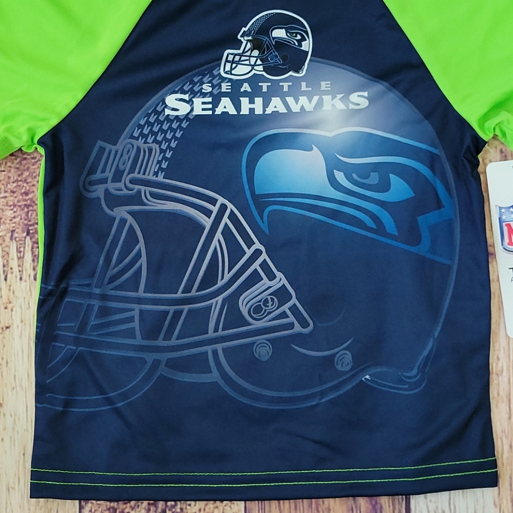 Seahawks Team Apparel - Picture 2 of 4